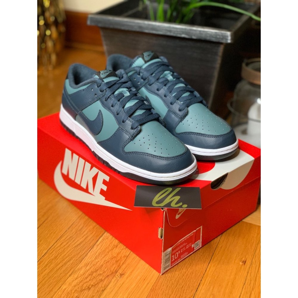 Size 10.5 Nike Dunk Low “Mineral Slate/ Armory Navy” Athletic Sneakers DR9705-30 - Picture 6 of 6